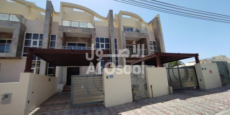 Townhouse Villa For Rent in MQ with Private Swimming Pool