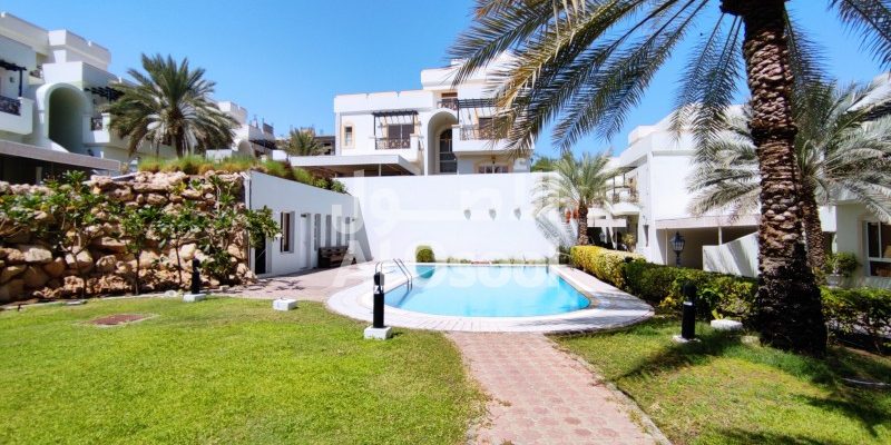 Lovely Townhouse For Rent In Madinat Al Allam